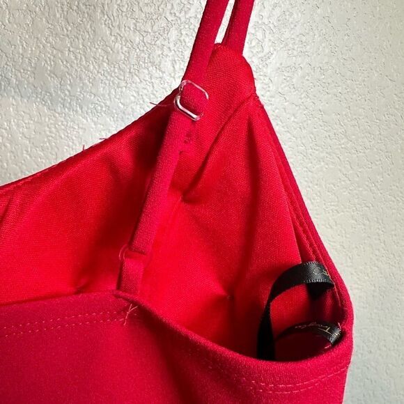 NWOT City Triangles Women’s Red Notch Neckline Spaghetti Strap Bodycon Dress  XS - Picture 3 of 5